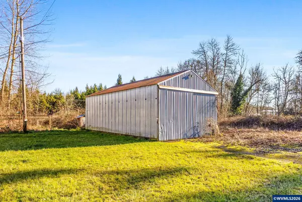 35113 Brewster Rd, Lebanon, OR 97355