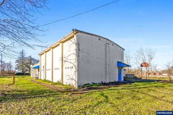 35113 Brewster Rd, Lebanon, OR 97355