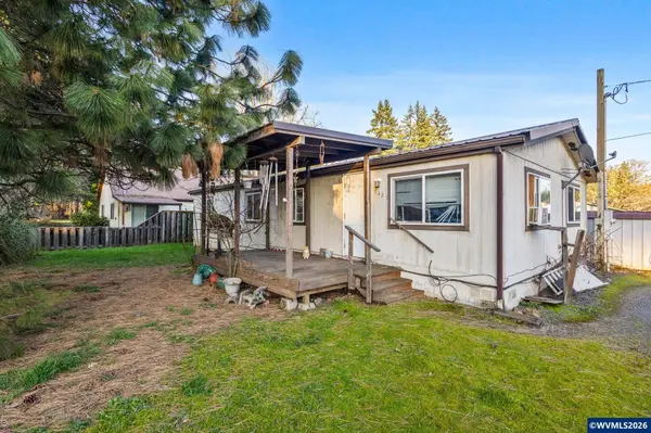 1423 47th Av, Sweet Home, OR 97386