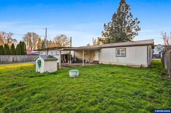 1423 47th Av, Sweet Home, OR 97386