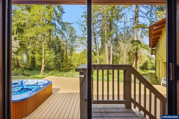 940 Oak Terrace St, Sweet Home, OR 97386