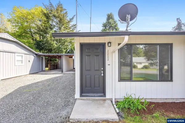 1111 Spruce St, Sweet Home, OR 97386