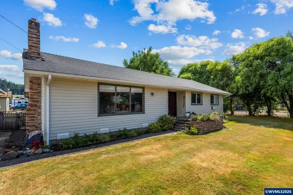 4509 Long St, Sweet Home, OR 97386