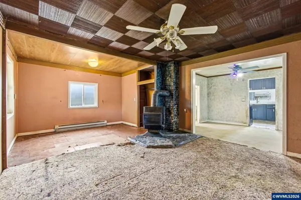 1715 Cascade Dr, Lebanon, OR 97355