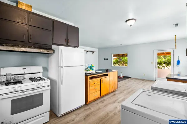 4019 Clark Mill Rd, Sweet Home, OR 97386