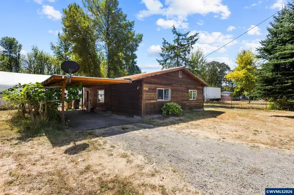 4019 Clark Mill Rd, Sweet Home, OR 97386