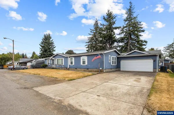 1100 2nd Av, Mill City, OR 97360