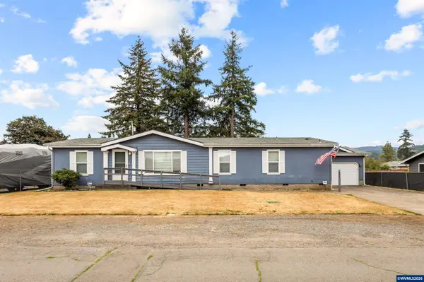1100 2nd Av