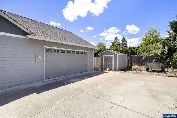 777 Cynthian Av, Dallas, OR 97338