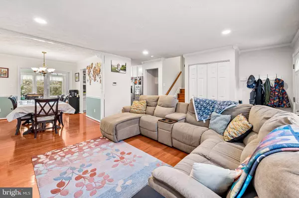 3 HURST OAK CT, Baltimore, MD 21236