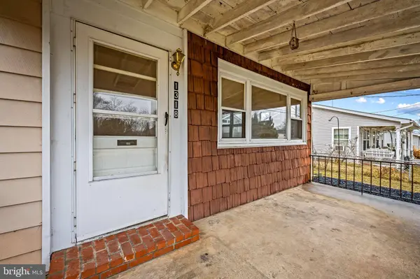 1318 WILSON POINT RD, Baltimore, MD 21220