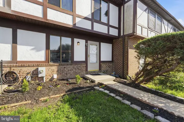 25 BOURBON CT, Parkville, MD 21234