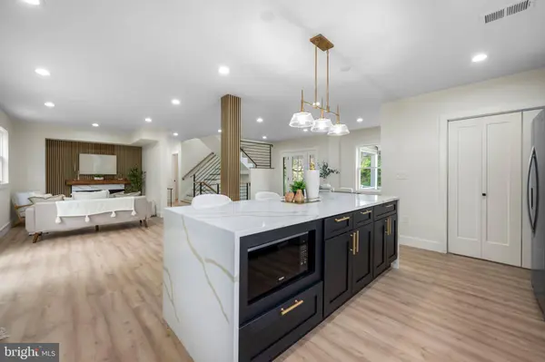 15001 DARNESTOWN RD, Germantown, MD 20874
