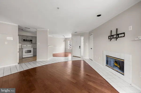 7648 STONY CREEK LN, Ellicott City, MD 21043