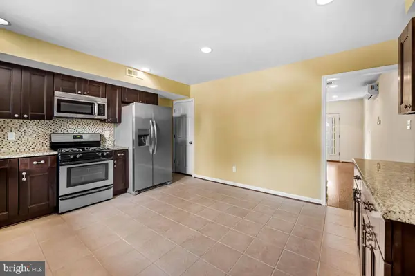 806 DARBY ST, Baltimore, MD 21211