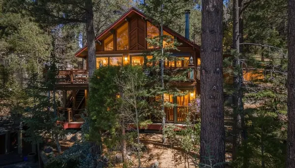 feature image of The Tree of Life Cabin: A Masterpiece Artisan Retreat in Big Bear Lake