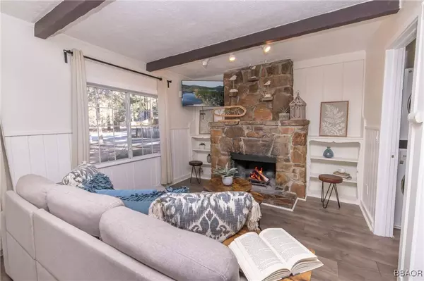 758 Elm ST, Big Bear Lake, CA 92315