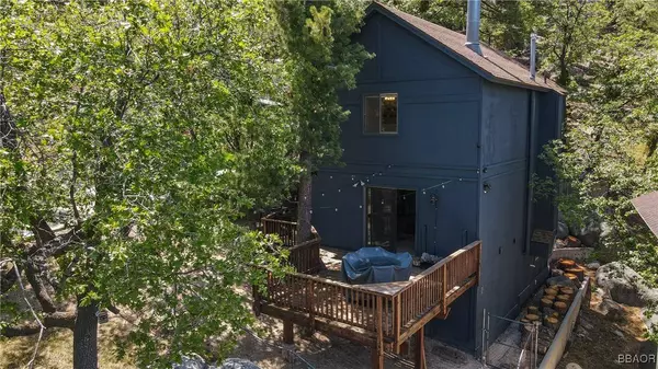 33310 Conway DR, Running Springs, CA 92308