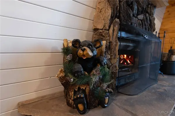 326 E Country Club BLVD, Big Bear City, CA 92314