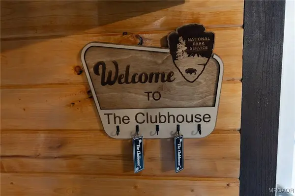 326 E Country Club BLVD, Big Bear City, CA 92314