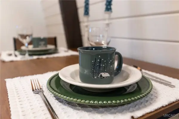 326 E Country Club BLVD, Big Bear City, CA 92314