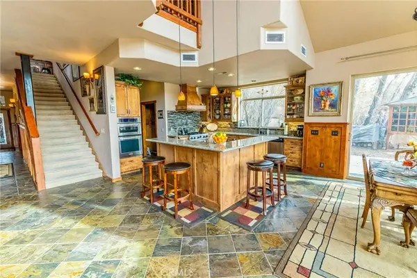 39255 Seminole, Fawnskin, CA 92333