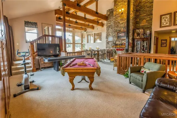 39255 Seminole DR, Fawnskin, CA 92333