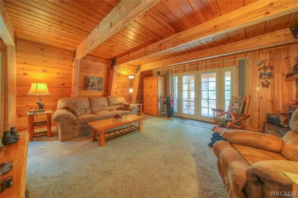 42608 Cedar AVE, Big Bear Lake, CA 92315