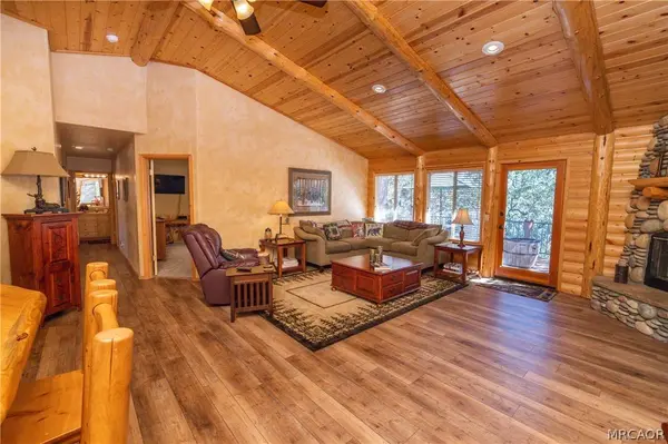 617 Villa Grove AVE, Big Bear City, CA 92314
