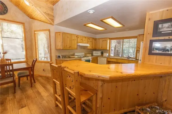 617 Villa Grove AVE, Big Bear City, CA 92314