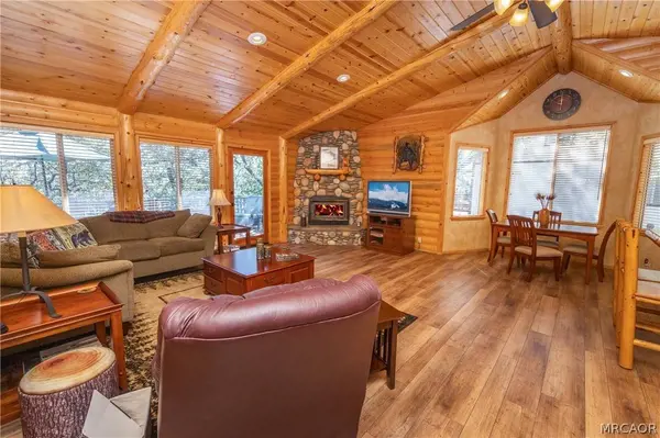 617 Villa Grove AVE, Big Bear City, CA 92314
