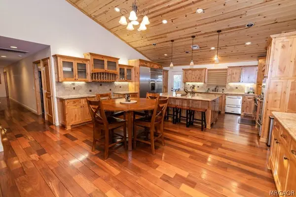 46500 Minnow Lane LN, Big Bear City, CA 92314