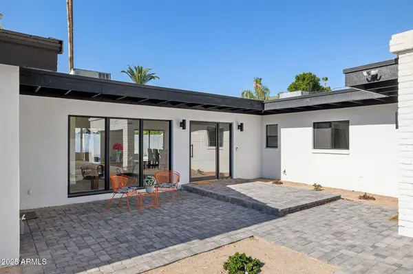 342 E ORANGEWOOD Avenue, Phoenix, AZ 85020