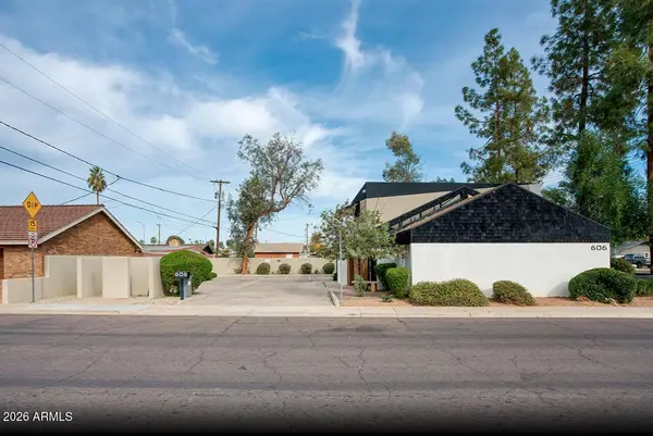 606 N STAPLEY Drive, Mesa, AZ 85203