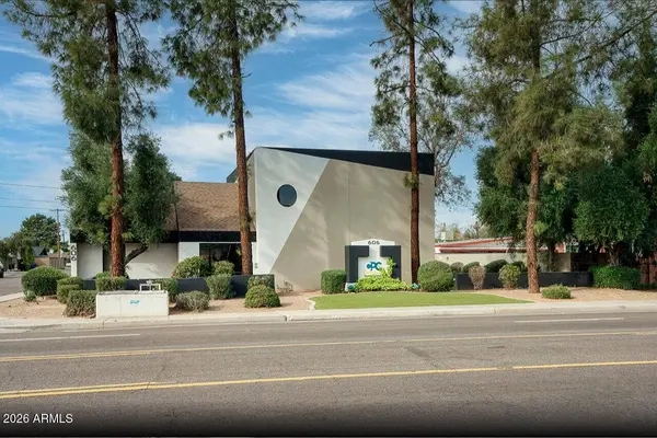 606 N STAPLEY Drive, Mesa, AZ 85203