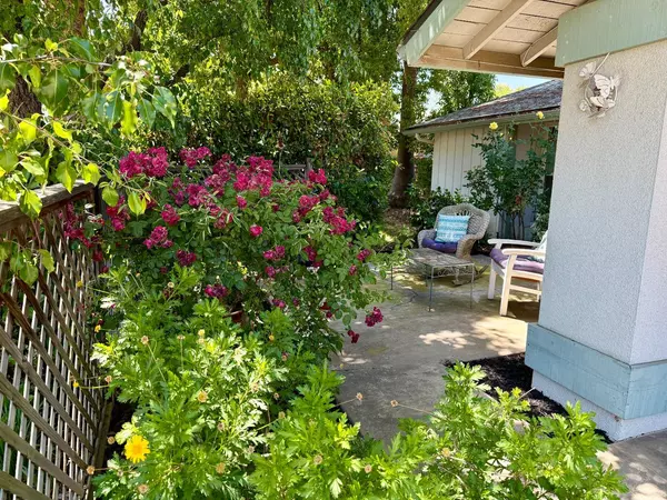 422 Whittier AVE, Clovis, CA 93611