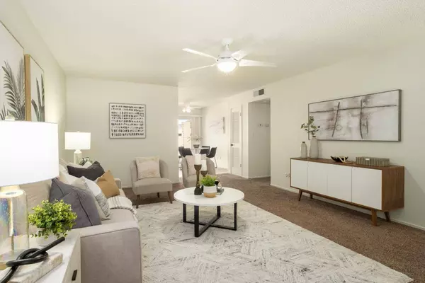 4849 N 7th ST #F, Fresno, CA 93726