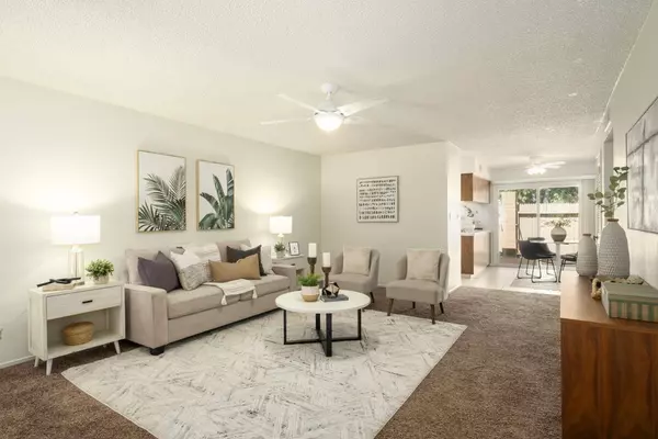 4849 N 7th ST #F, Fresno, CA 93726