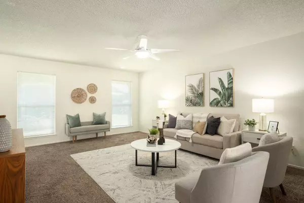 4849 N 7th ST #F, Fresno, CA 93726