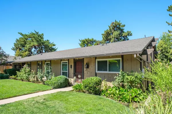 4849 N 7th ST #F, Fresno, CA 93726