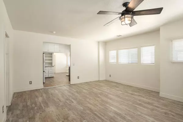 3171 E Balch AVE, Fresno, CA 93702