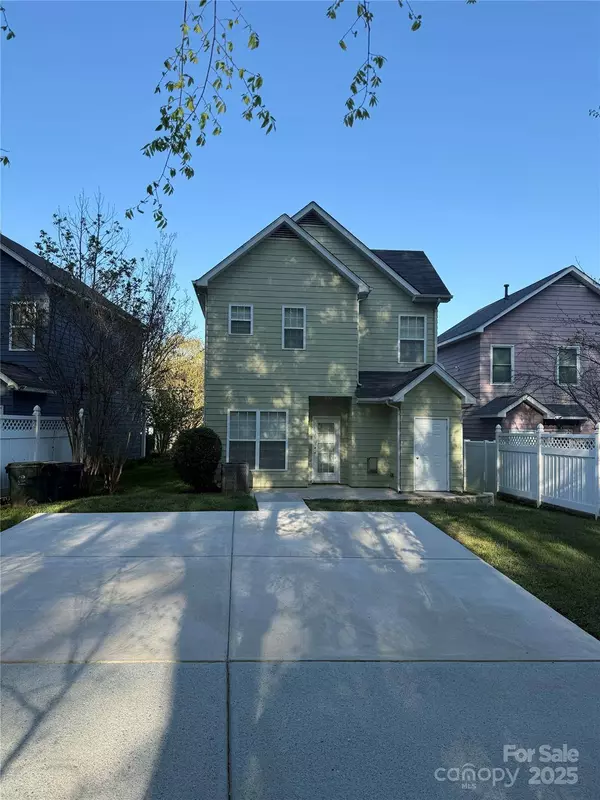 6707 Dunton ST, Huntersville, NC 28078