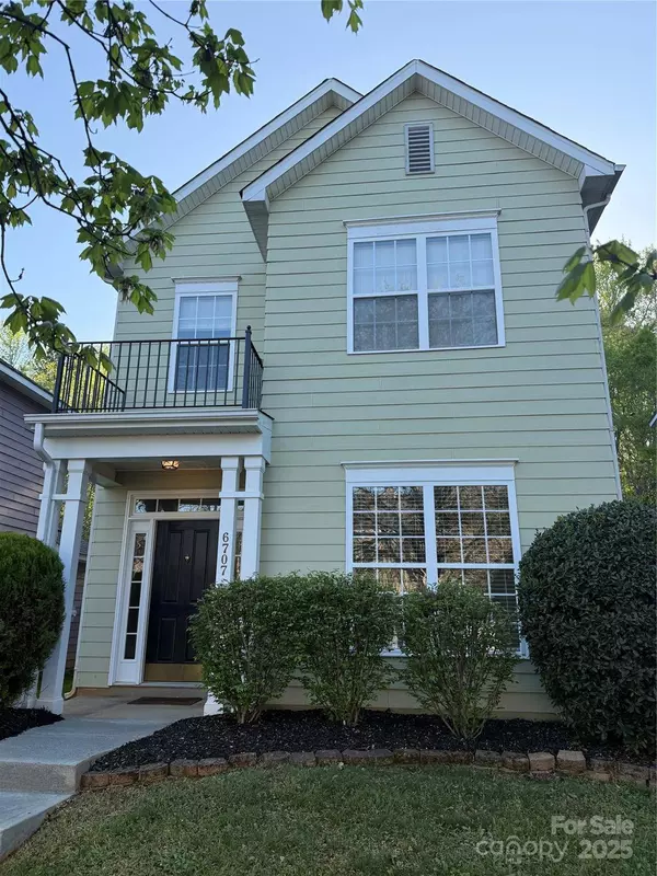 6707 Dunton ST, Huntersville, NC 28078