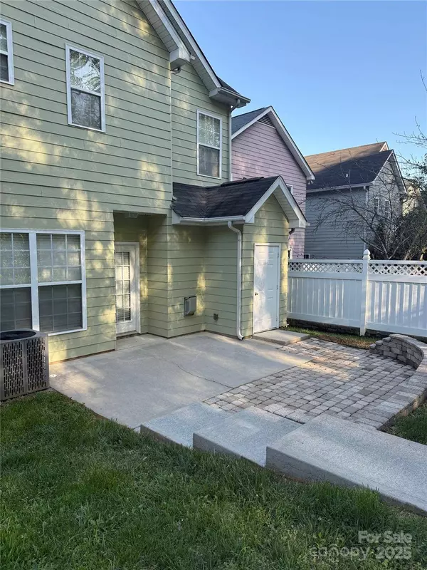 6707 Dunton ST, Huntersville, NC 28078