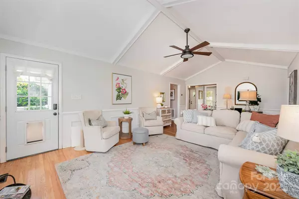 106 Charis LN, Statesville, NC 28677