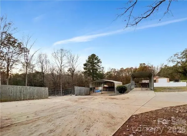 752 Sam Brown RD, Gastonia, NC 28056