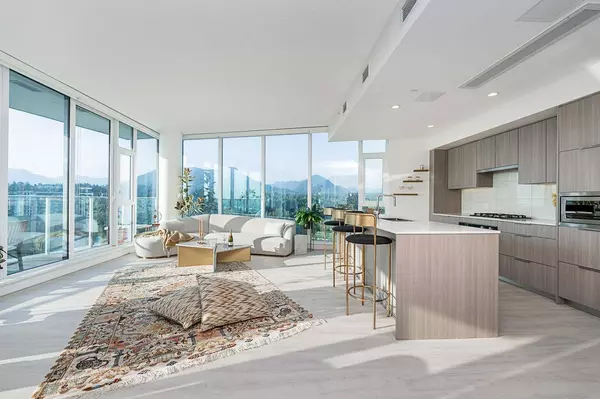 1401 Hunter ST #2704, North Vancouver, BC V7J 0E2