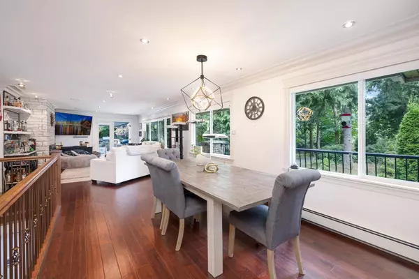 13788 32 AVE, Surrey, BC V4P 2B8