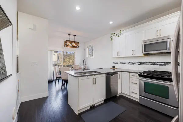 3266 147 ST #8, Surrey, BC V4P 1Z8