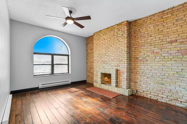 824 S 10th ST #10, Minneapolis, MN 55404